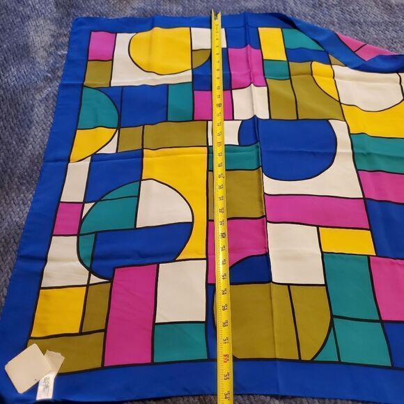 Runaway scarf  - Picture 6 of 7